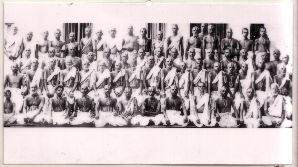 தேரழுந்தூர் பாராயண கோஷ்டி